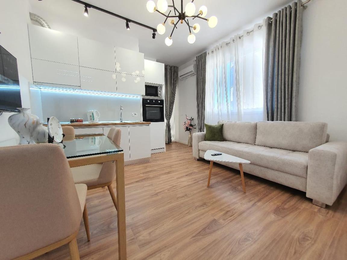 Miku Apartment-stunning At Taiwan *